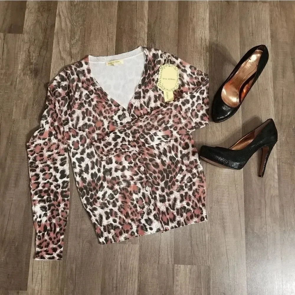Miss morena animal Print button up cardigan sweater Small